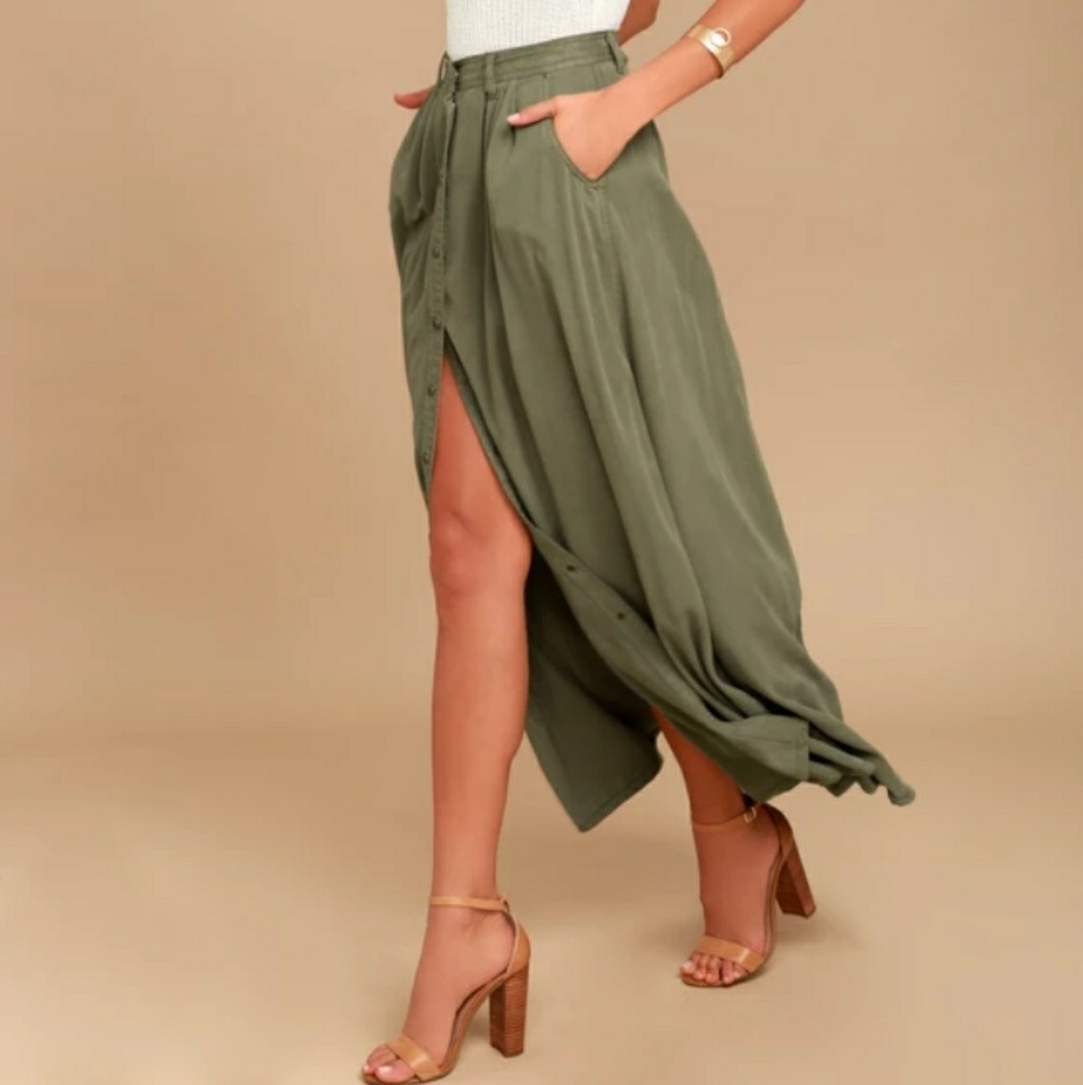 Button down Chiffon Maxi Skirt - Picture 1 of 5